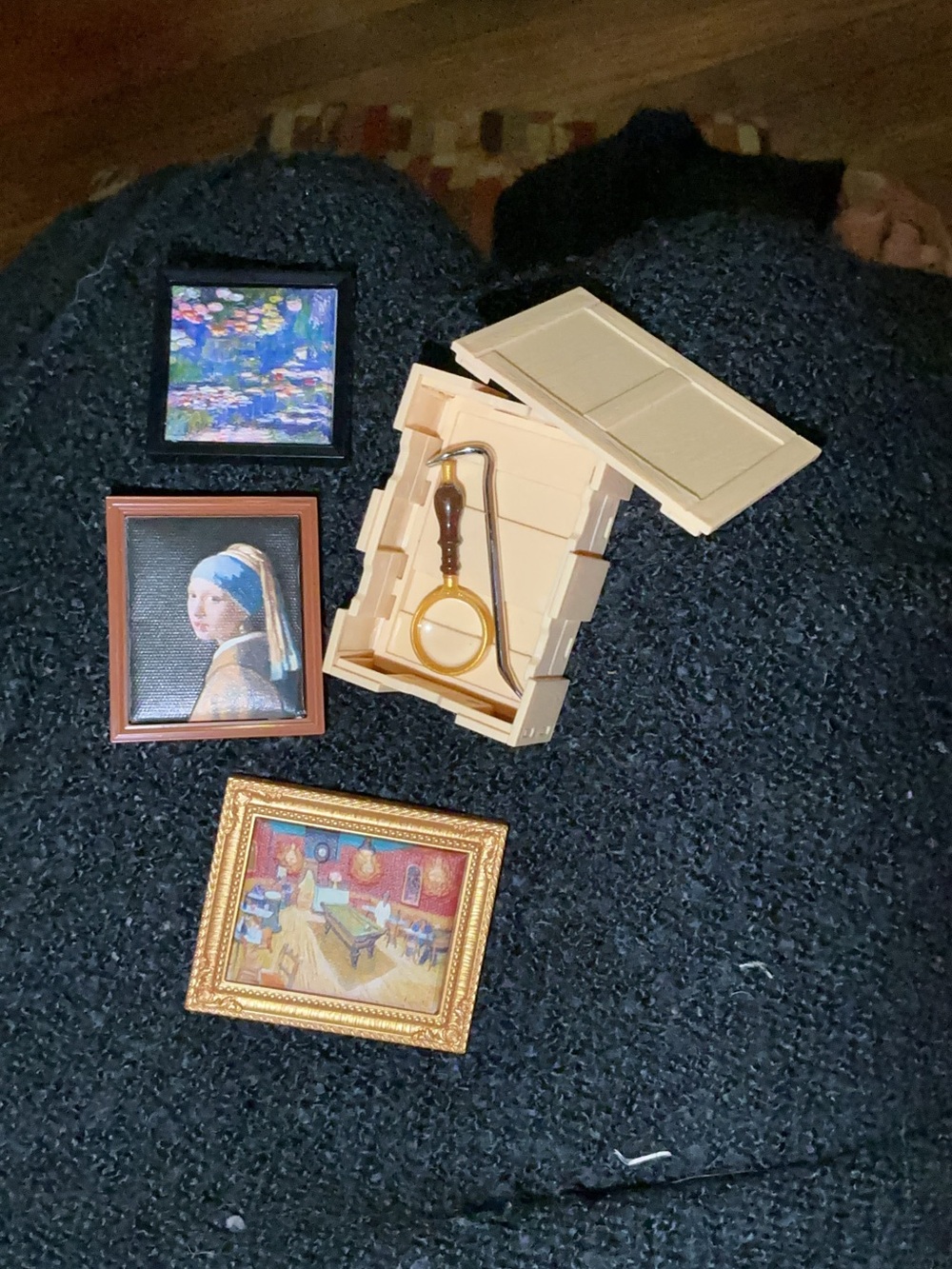 MiniBrands Masterpieces Framed Art Set with Beige Storage Crate and Magnifier
